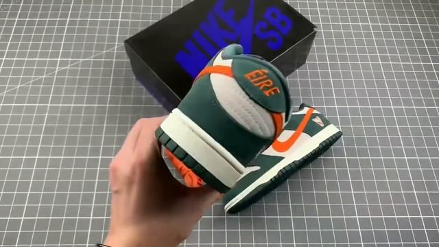 NIKE Dunk SB LOW EIRE смотреть онлайн