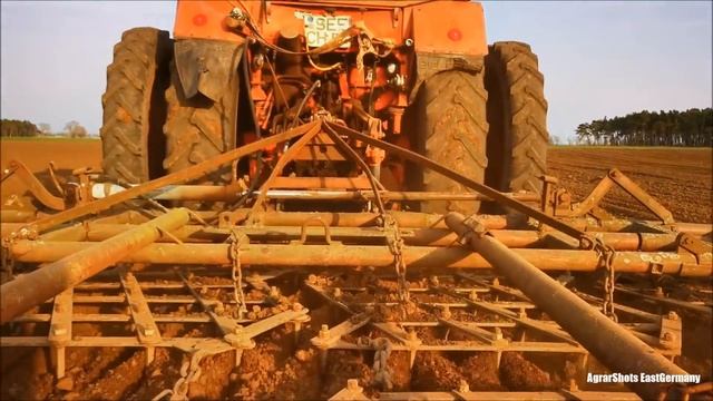 Belarus MTS 82 mit Zwillingsbereifung смотреть онлайн