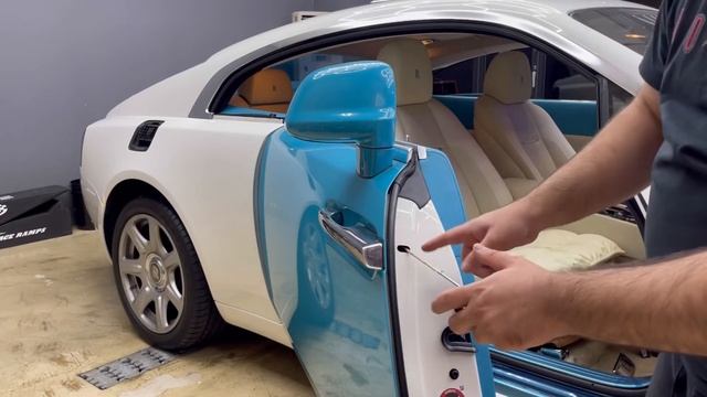 How To Remove Rolls Royce Wraith Door Handle And Side Marker#wrapping #mechanic #rollsroyce #diy