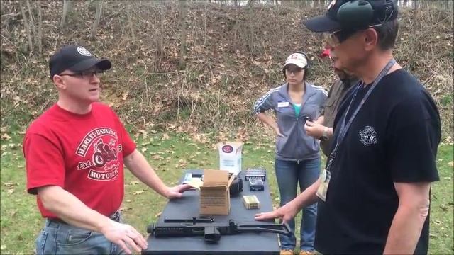 Shooting the MAC-11A1 Machine Gun смотреть онлайн