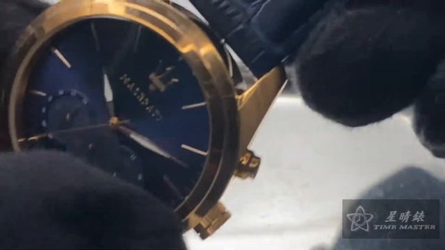 星晴錶業－MASERATI手錶,編號R8871612015,46mm玫瑰金圓形精鋼錶殼,寶藍色三眼, 中三針顯示錶面,寶藍真皮皮革錶帶款,閃亮度冠絕全場!, 璀璨耀眼! смотреть онлайн