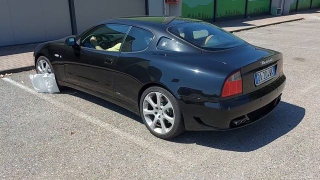 Maserati Coupé 4200 GT смотреть онлайн
