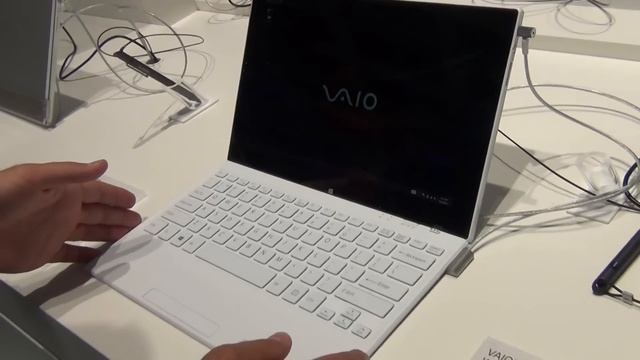 Vaio Tap 11 primo Tablet windows 8 Sony anteprima by HDblog смотреть онлайн
