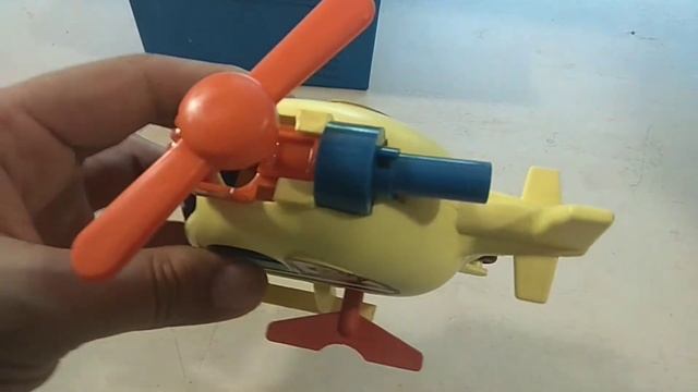 Вертолёт заводной со свистом из СССР завод "Парус" смотреть онлайн