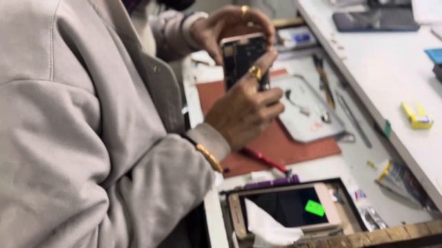 MTS Lab Vlog : 1 / #iphonerepairing #mobilephonerepair смотреть онлайн