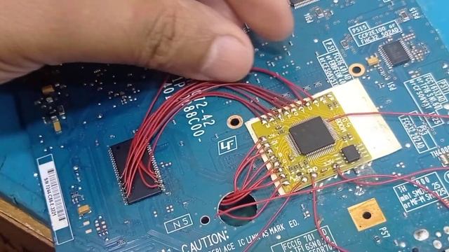 COMMENT PLACER UNE PUCE MODBO 5.0 SUR UNE PS2 90004-90006 LEÇON-2 смотреть онлайн