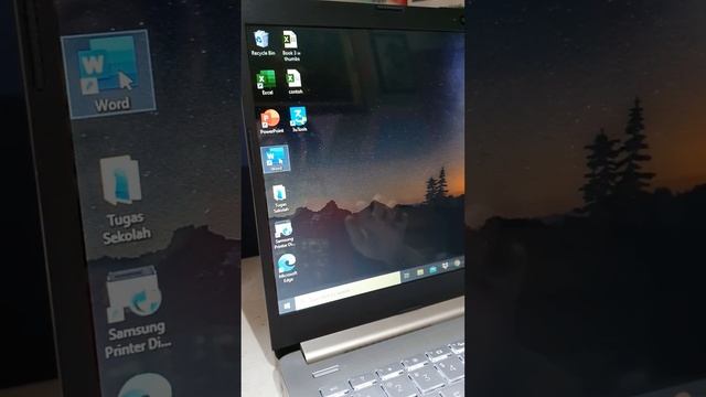 Cara membuka aplikasi word di windows 10 Tugas TIK (kamis, 07.01.2021) смотреть онлайн