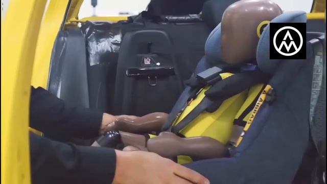 Child Car Seat With Airbags On Sale in the U K смотреть онлайн