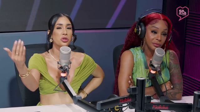 CARO CUENTA LA VERDAD SOBRE CORONA FÚNEBRE LE REGALÓ NABILA TAPIA смотреть онлайн