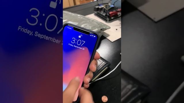 iPhone XS Max inconsistent charging issue смотреть онлайн