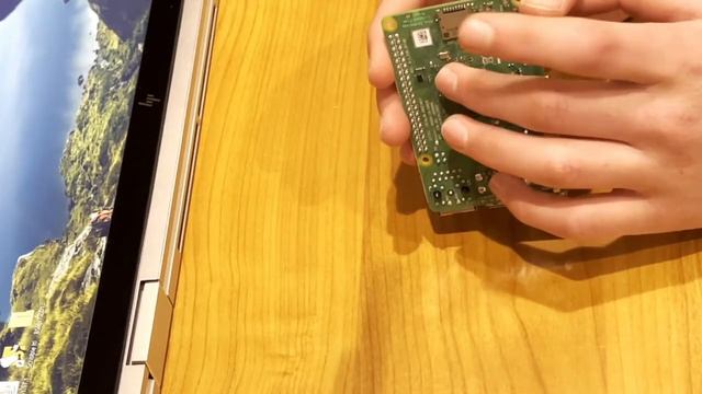 Setting up the World's Smallest Computer!!! смотреть онлайн