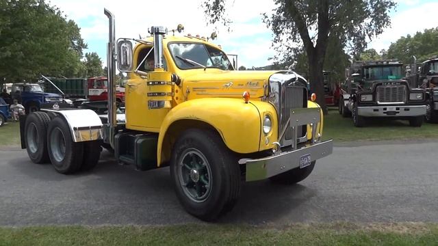 Ultimate Classic Truck Show смотреть онлайн