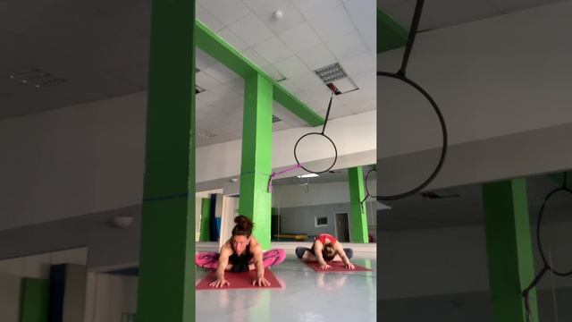IVA Warm Up for Pole & Aerial смотреть онлайн