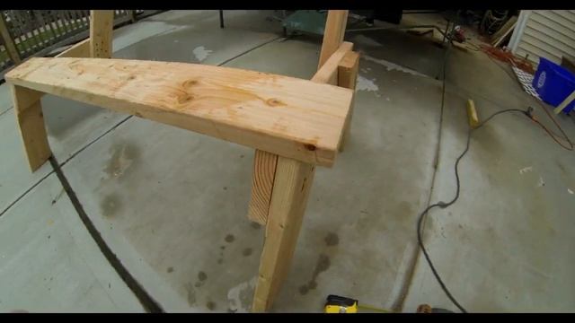 DIY Convertible Picnic Table that folds into bench seats смотреть онлайн