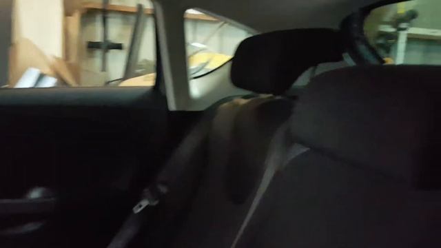Petit tour visuel sans commentaires de la Seat Léon 2 phase 2 sport 1.6 tdi 105 dsg 7 смотреть онлайн