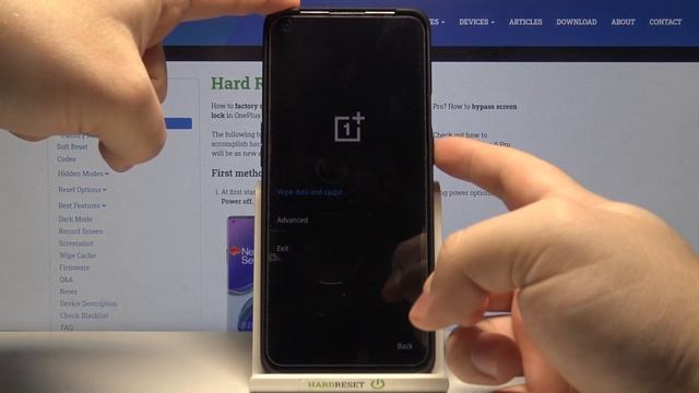 Recovery Mode in OnePlus 9 Pro – How to Resolve System Issues? смотреть онлайн