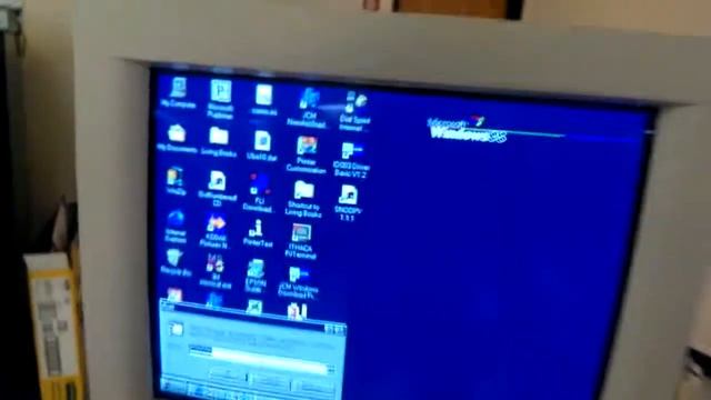 Real Windows 98 0wnage (2014 HD Edition) смотреть онлайн