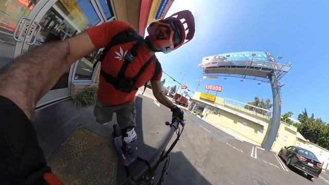 Emove Cruiser S | INCREDIBLE RANGE & RIDE QUALITY | Electric Scooter Academy on Hollywood Boulevard смотреть онлайн