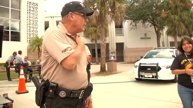 Royal Palm Beach High School Seat Belts Save Challenge смотреть онлайн