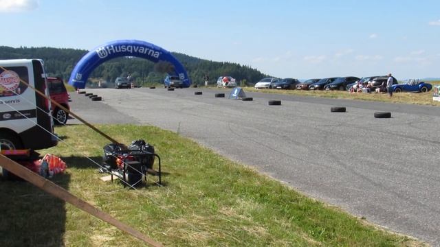 Seat Cordoba tdi vs Fabia tdi special смотреть онлайн