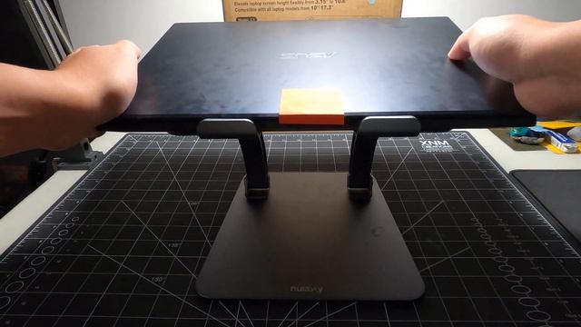 Nulaxy Adjustable Laptop stand смотреть онлайн