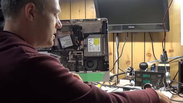 Putting a Thermal sensor on a 2008 IMAC SSD смотреть онлайн
