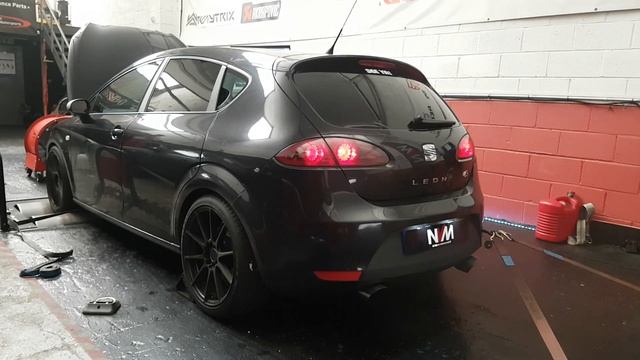 Seat Leon FR 2.0 Tfsi K03 NVM Stage 2+ смотреть онлайн