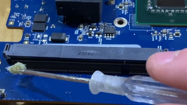 How NOT To Fix An iMac | TGM смотреть онлайн