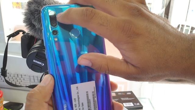 Hindi | Huawei Nova 4 Unboxing. 128GB 8GB. Launched In Dubai смотреть онлайн
