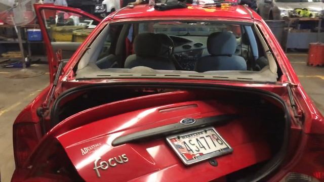 REPLACING REAR WINDOW GLASS смотреть онлайн