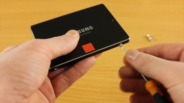 15" 2012 Macbook Pro Samsung SSD Upgrade смотреть онлайн