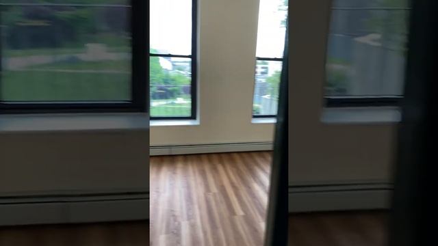 Bright South End 1 Bed w/ Large Closets & Lots of Windows! смотреть онлайн