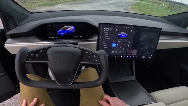 What Makes The Tesla Model X Plaid Special?!