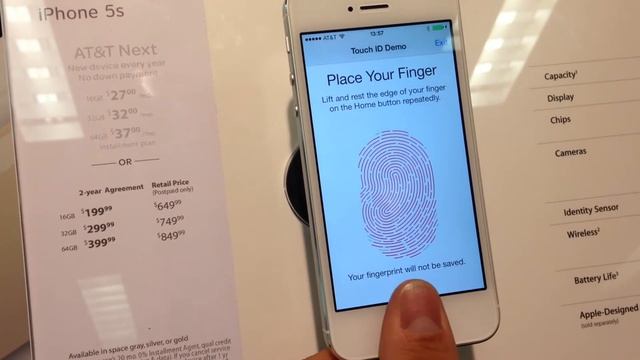 Touch ID Review: iPhone 5S Hands On Video! смотреть онлайн