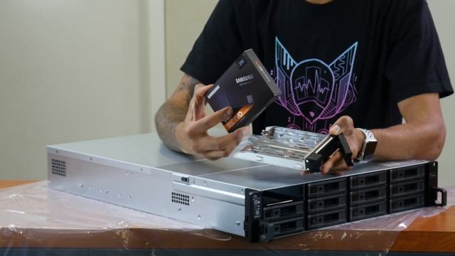 Synology RS2418+ NAS Server Unboxing! | Future Mac Server Upgrade