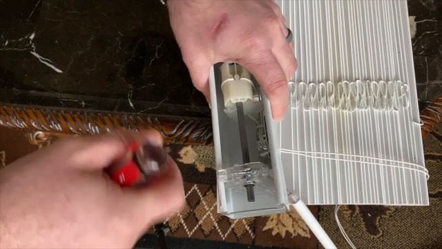 How to fix a stuck window blind смотреть онлайн
