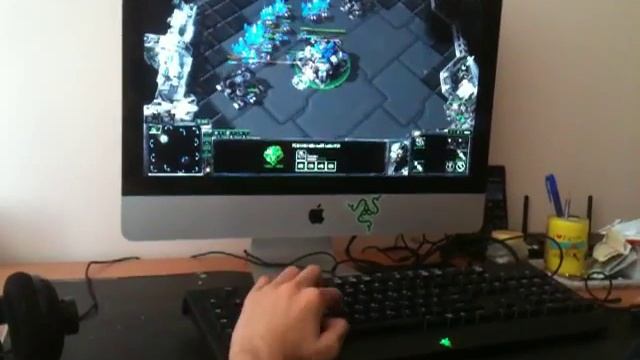 Пацан стучит по клаве смотреть онлайн