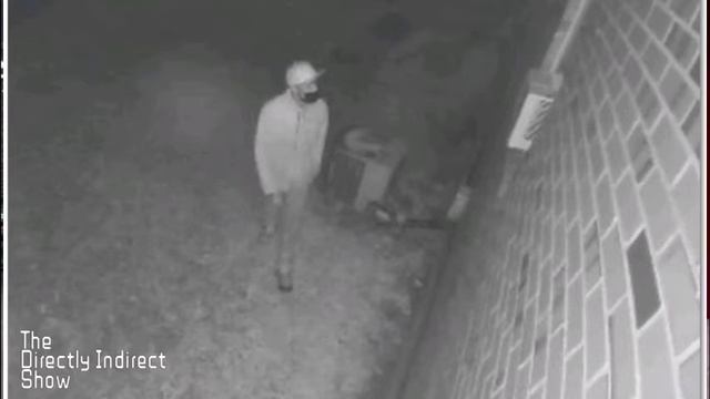 Man Uses Chair To Reach Into Window And Grab Teen Girl смотреть онлайн