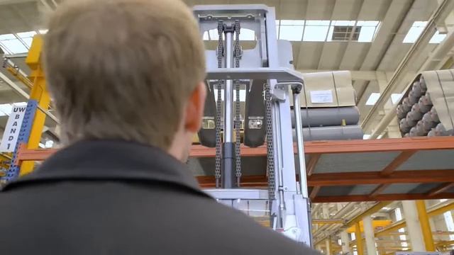 STILL (German-make) EXV Stacker - Power meets innovation смотреть онлайн