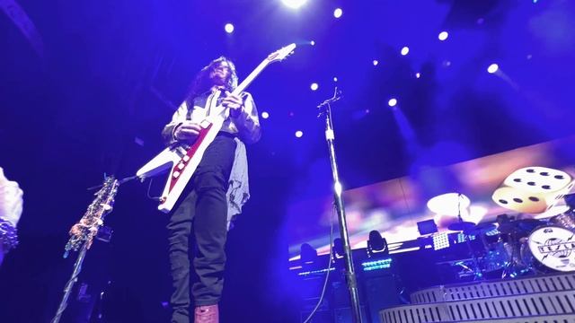 TESLA - “Lady Luck” (in 4K). Vegas Residency, Night 1. 3-17-23 смотреть онлайн