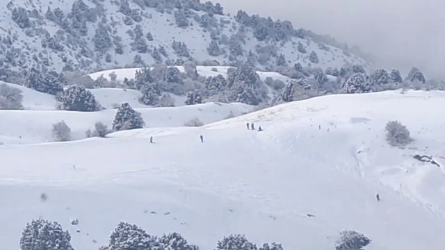 Amirsoy resort /amirsoy kanat 4-yanvar 2022 Tashkent Uzbekistan Bo'stonliq смотреть онлайн