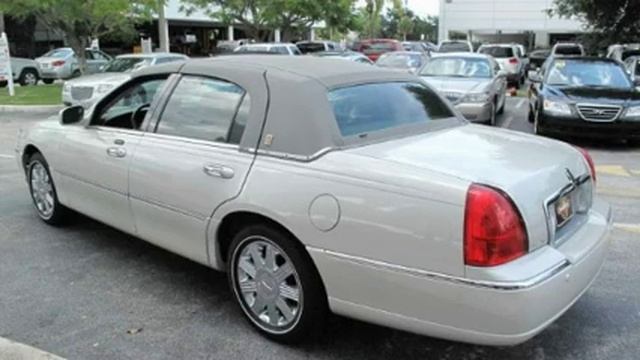 Pre-Owned 2004 Lincoln Town Car Miami FL смотреть онлайн