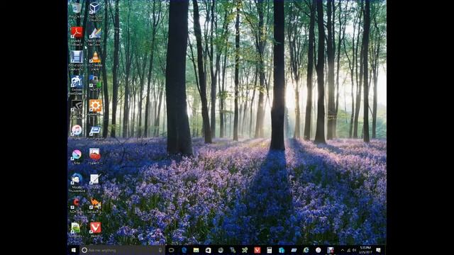 Restoring a Deleted File Using File History in Windows 10 смотреть онлайн