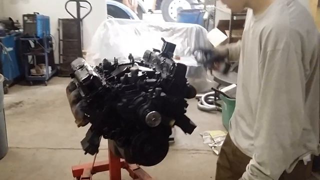 318 cid motor is back together and being painted/1967 Dodge A-100 Update #8 смотреть онлайн