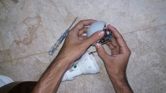 How to Disconnect V380 bulb spy hidden IP Wireless WiFi HD home security camera Speaker смотреть онлайн