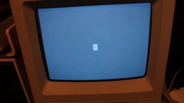 Mac SE/30 boots! смотреть онлайн