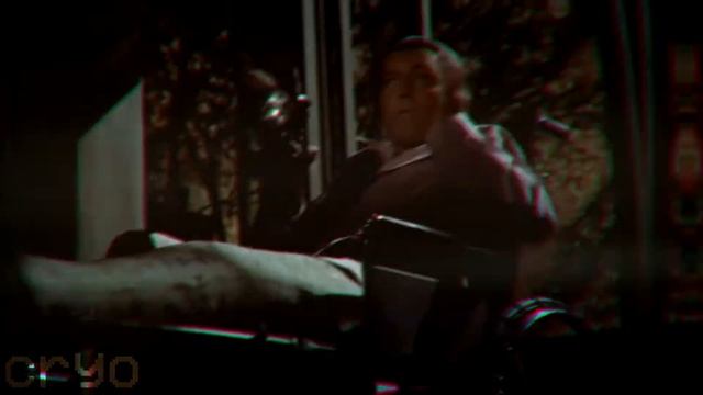 Trick or Treat - Rear Window смотреть онлайн