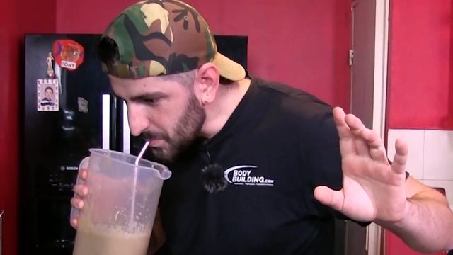 JE BOIS UN MENU BIG MAC MIXÉ смотреть онлайн
