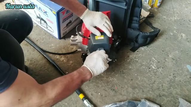 Kawasaki TJ53 Mikawa Motorlu Tırpan Kutu açılımı ve Kurulumu смотреть онлайн