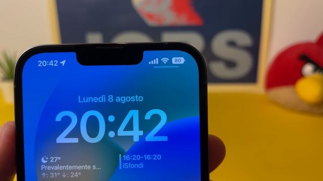 NUOVA PERCENTUALE BATTERIA su iPhone | iOS 16 Beta 5 смотреть онлайн